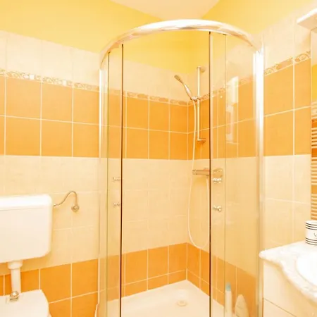 Panoramas Hullam Apartman Balatonoeszoed